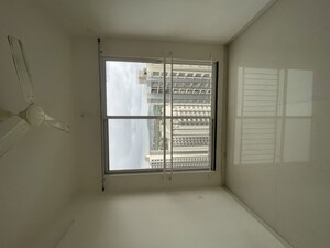 Room in 2.5 BHK Apartment at Godrej Park Greens, Mamurdi – for Rent