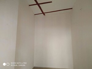 Room in  Office Space at Rustomjee Eaze Zone Mall, Malad West – for Sale