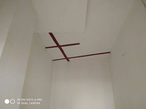 Room in  Office Space at Rustomjee Eaze Zone Mall, Malad West – for Sale