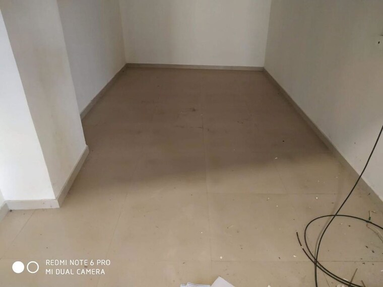 Room, rustomjee-eaze-zone-mall Commercial Office Space 147 Sq.Ft. In Malad West Mumbai 10660794