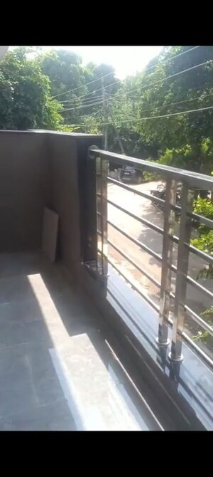 Balcony in 2 BHK Builder Floor at Palam Vihar Residents Association, Palam Vihar – for Rent