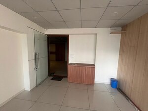 Room in  Office Space at Jagatpur – for Rent