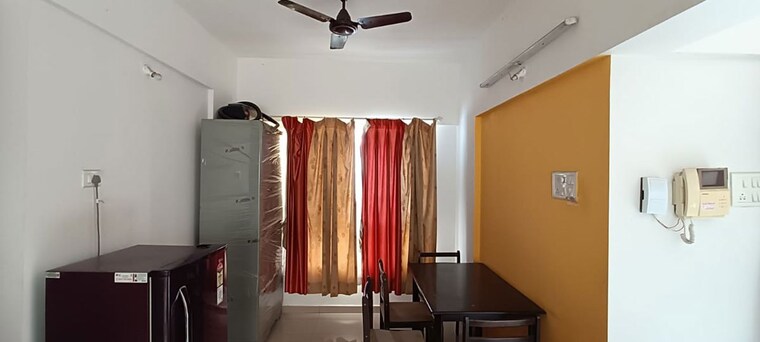 Living Room, dwarka-suncrest-phase-3 2 Bedroom 880 Sq.Ft. Apartment In Pimple Saudagar Pune 10660820
