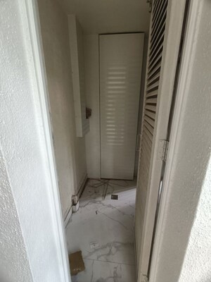 Bathroom in 3.5 BHK Apartment at Devendra Raj Apartment, Vile Parle West – for Rent