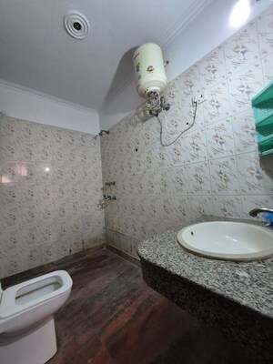 Bathroom in 1 BHK Builder Floor at Saket – for Rent