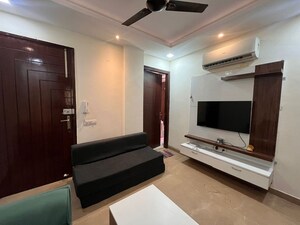 Bedroom in 2 BHK Builder Floor at Sector 27 – for Rent