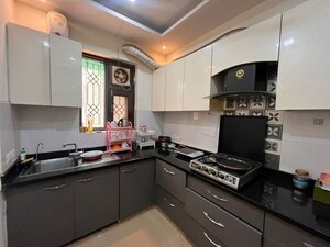 Kitchen in 2 BHK Builder Floor at Sector 27 – for Rent