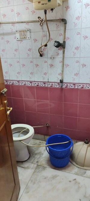 Bathroom in 3 BHK Apartment at Sector 6 Dwarka – for Rent