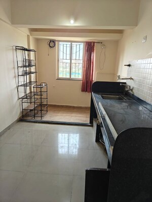 Room in 2 BHK Apartment at Pristine East Winds, Wagholi – for Rent