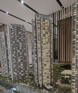 4 BHK Apartment – Exterior View View at Oberoi Elysian Tower A, Goregaon East - for Sale