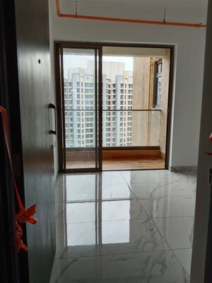 2 BHK Apartment For Rent in Madhav Shreeji Palacia, Waghbil