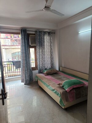 1 BHK Builder Floor For Rent in Freedom Fighters Enclave