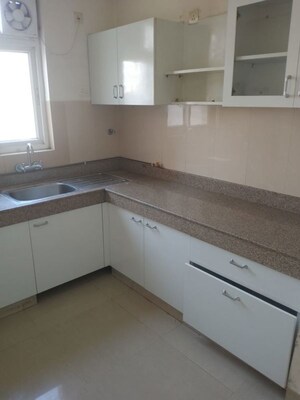 Kitchen in 3.5 BHK Apartment at Emaar Emerald Floors, Sector 65 – for Rent