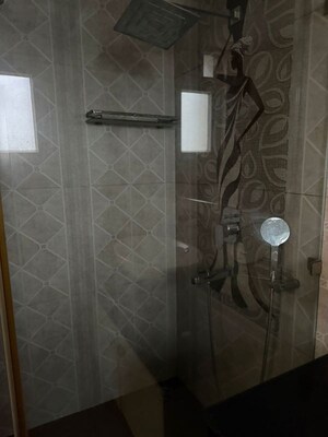 Bathroom in 4 BHK Apartment at Sector 6 Dwarka – for Rent
