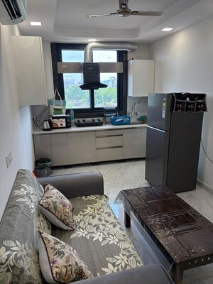Bedroom in 1 BHK Builder Floor at Sector 31 – for Rent