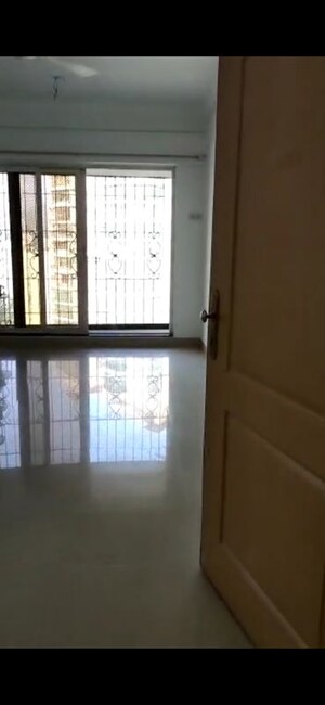 3 BHK Apartment For Sale in Anmol Towers, Goregaon West