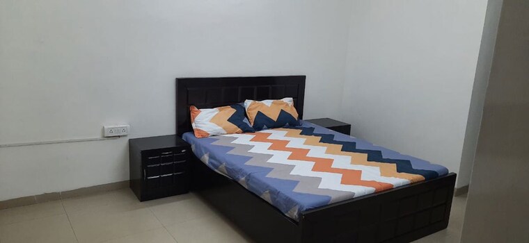 Bedroom, sushant lok i 3 Bedroom 215 Sq.Yd. Builder Floor In Sushant Lok I Gurgaon 10661011