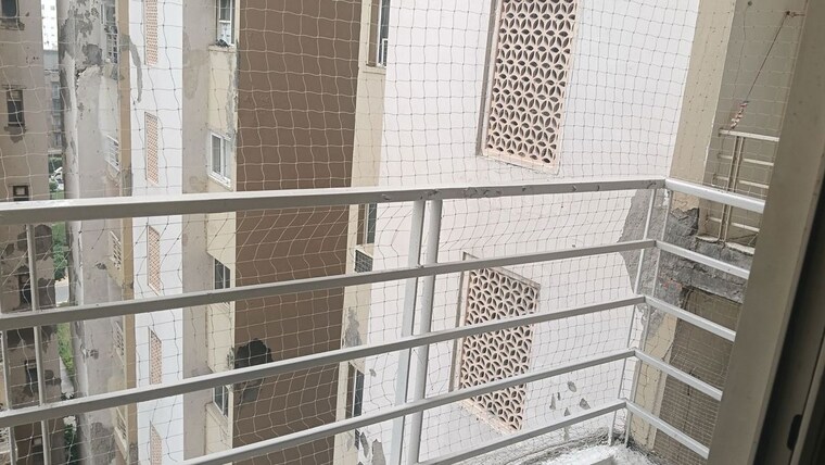 Balcony, paras-tierea 3 Bedroom 1265 Sq.Ft. Apartment In Sector 137 Noida 10661028