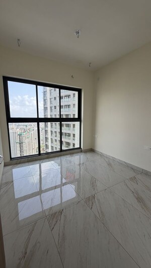Room in 3 BHK Apartment at Raymond The Invictus By GS, Pokhran Road No One – for Rent
