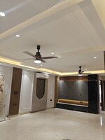4 BHK +  250 Sq.Yd. Builder Floor in Sector 9