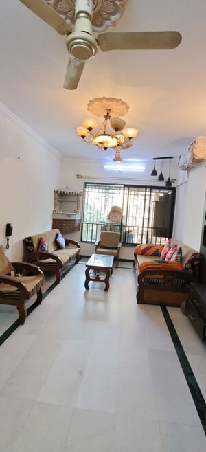 2 BHK Apartment For Rent in Blue Bell Apartments, Malad West