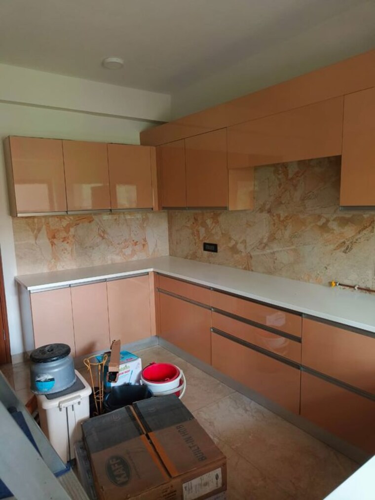 Kitchen, sushant lok i 3.5 Bedroom 300 Sq.Yd. Builder Floor In Sushant Lok I Gurgaon 10661083