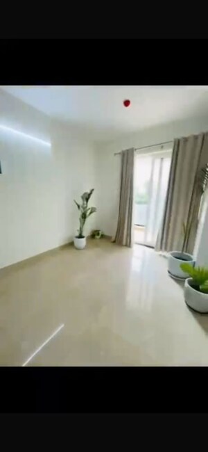 Room in 4 BHK Apartment at Sare Home, Sector 92 – for Sale