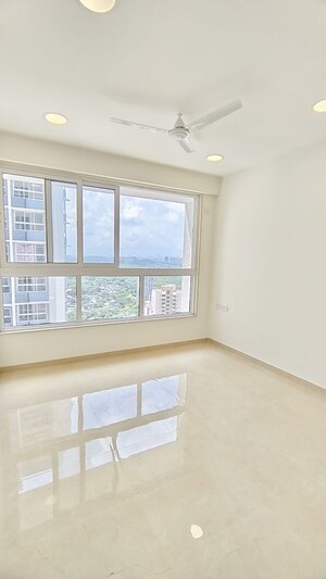 Room in 2 BHK Apartment at Group Satellite Elegance, Goregaon East – for Rent