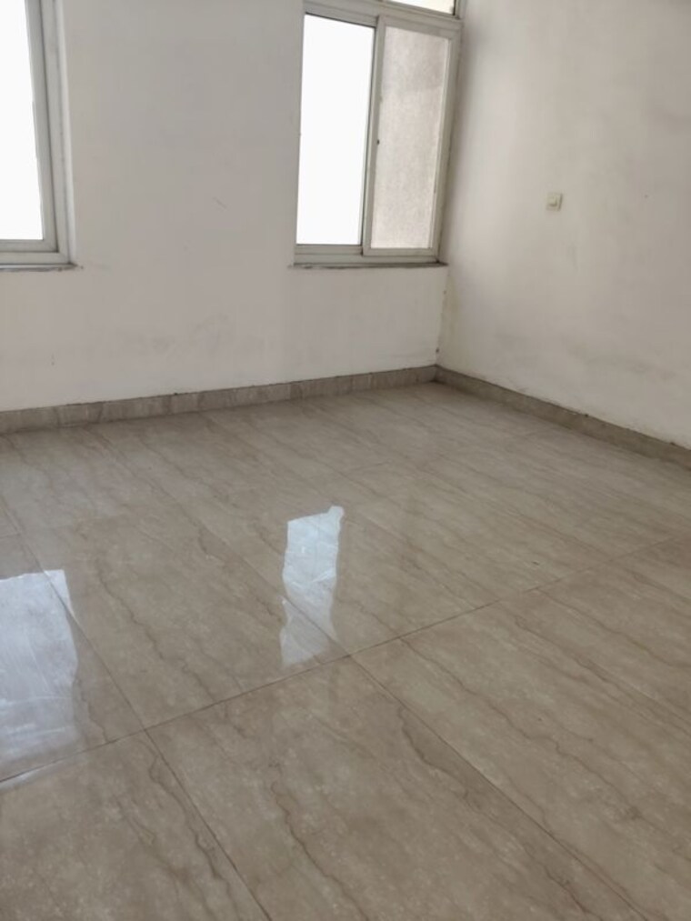 Room, sds-nri-residency 3 Bedroom 1495 Sq.Ft. Apartment In Sector 45 Noida 10661121