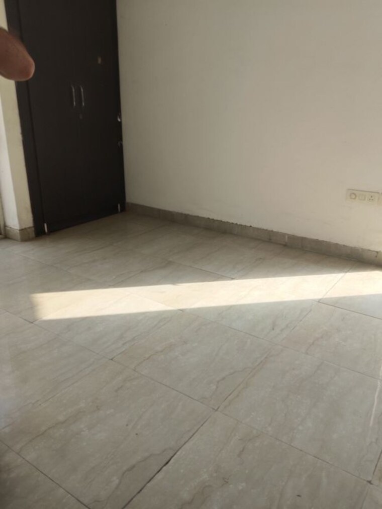 Room, sds-nri-residency 3 Bedroom 1495 Sq.Ft. Apartment In Sector 45 Noida 10661121