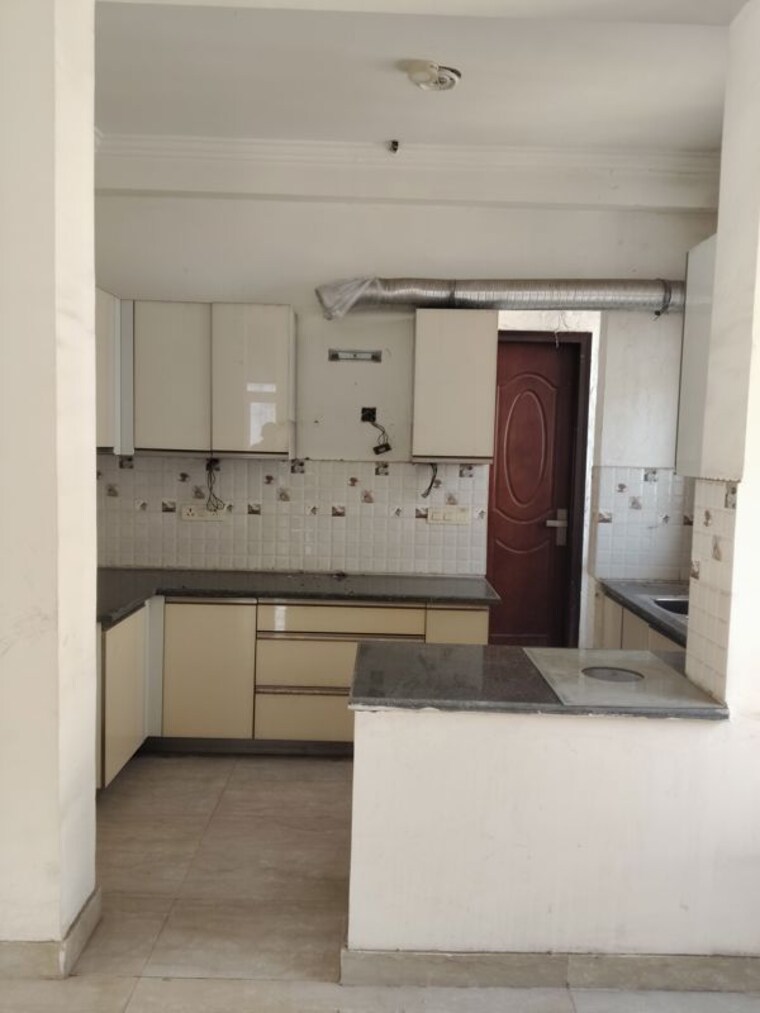 Kitchen, sds-nri-residency 3 Bedroom 1495 Sq.Ft. Apartment In Sector 45 Noida 10661121