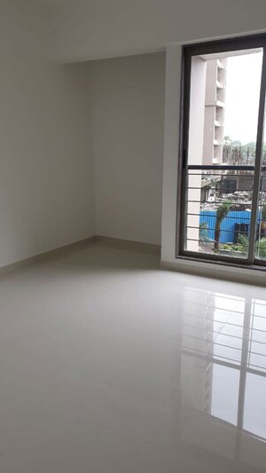 2 BHK Apartment For Rent in Runwal Eirene, Balkum Pada