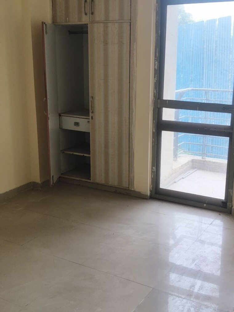 Room, amrapali-pan-oasis 3 Bedroom 1385 Sq.Ft. Apartment In Sector 70 Noida 10661171