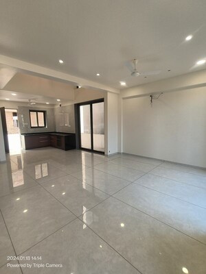 Hall in 4 BHK Villa at Shiv Aashray Antilia, Gotri – for Sale