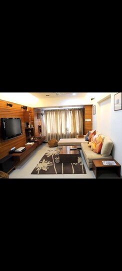 2 BHK +Apartment For Rent in Swastik CHS Vile Parle West