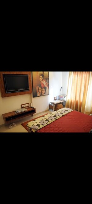 Bedroom in 2 BHK Apartment at Swastik CHS Vile Parle West, Vile Parle West – for Rent