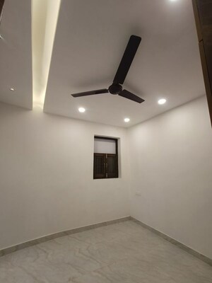 1 BHK Builder Floor For Rent in Sant Nagar