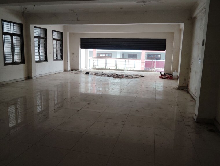  Parking, arjun-enclave-guramba Commercial Office Space 2000 Sq.Ft. In Guramba Lucknow 10661183