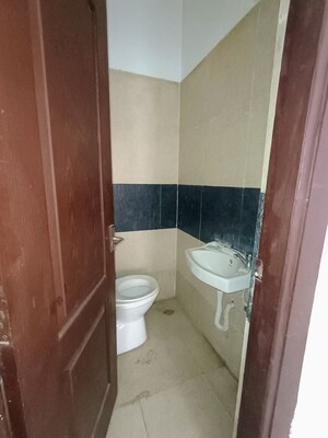 Bathroom in 3.5 BHK Villa at Amrapali Leisure Valley – for Rent