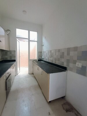 Kitchen in 3.5 BHK Villa at Amrapali Leisure Valley – for Rent