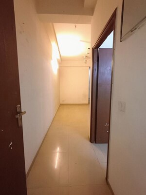 Building Lobby in 3.5 BHK Villa at Amrapali Leisure Valley – for Rent