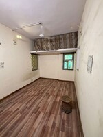 1 BHK +  500 Sq.Ft. Builder Floor in Kalkaji
