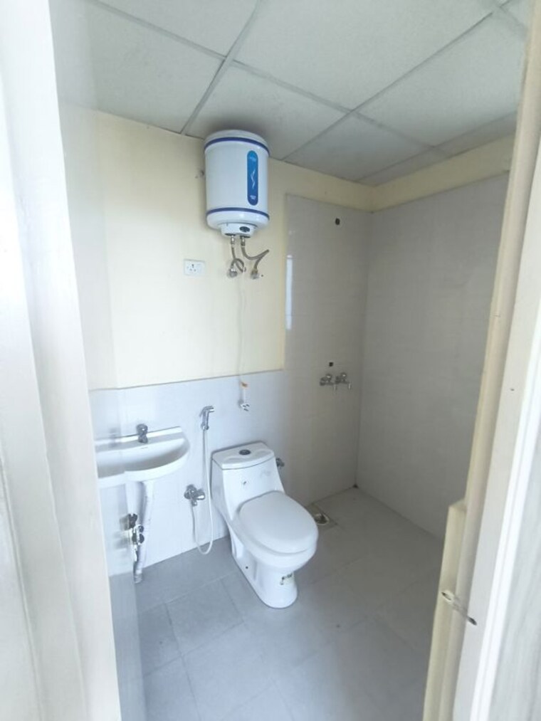 Bathroom, pyramid-urban-homes-3 2 Bedroom 698 Sq.Ft. Apartment In Sector 67a Gurgaon 10661266