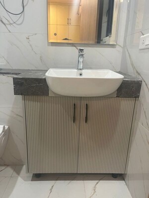 Bathroom in 3.5 BHK Apartment at M3M Heights, Sector 65 – for Rent