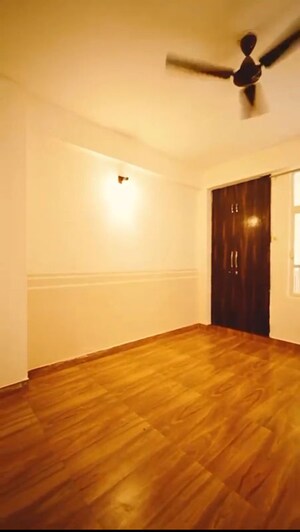 Room in 2 BHK Apartment at Meenal Balmukund Residency, Raj Nagar Extension – for Rent