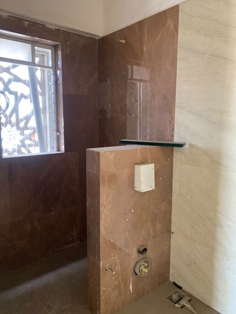 Bathroom, darvesh-mariam-residency 3 Bedroom 1120 Sq.Ft. Apartment In Agripada Mumbai 10661295