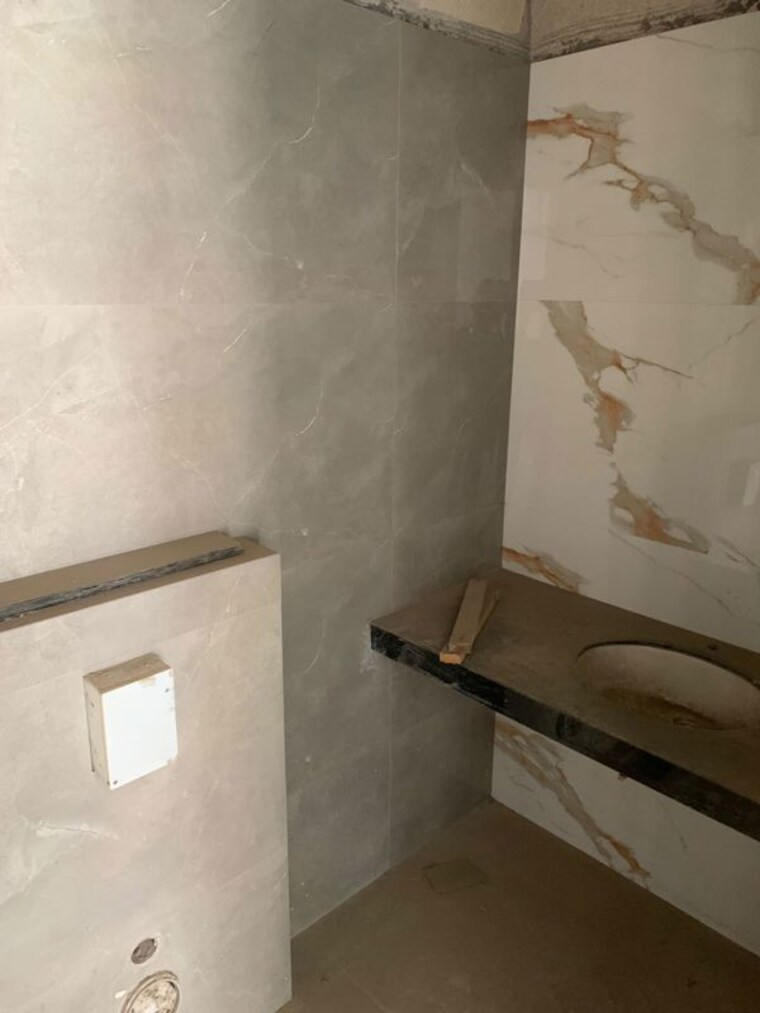 Bathroom, darvesh-mariam-residency 3 Bedroom 1120 Sq.Ft. Apartment In Agripada Mumbai 10661295