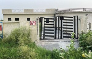  Plot For Sale in Noida Extension