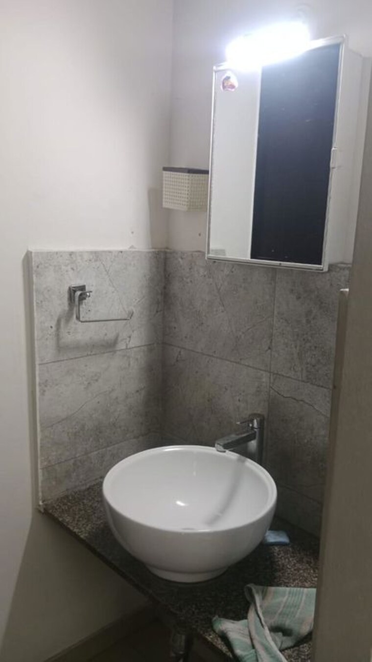 Bathroom, panchshil-forest-castle 3.5 Bedroom 1500 Sq.Ft. Apartment In Koregaon Park Pune 10661294