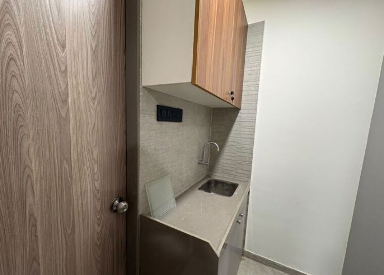 Bathroom, citi-point Commercial Office Space 2156 Sq.Ft. In Andheri East Mumbai 10661349